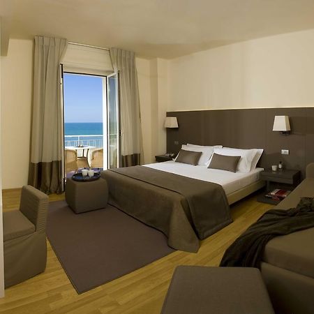 Hotel Miramare Gabicce Mare Εξωτερικό φωτογραφία
